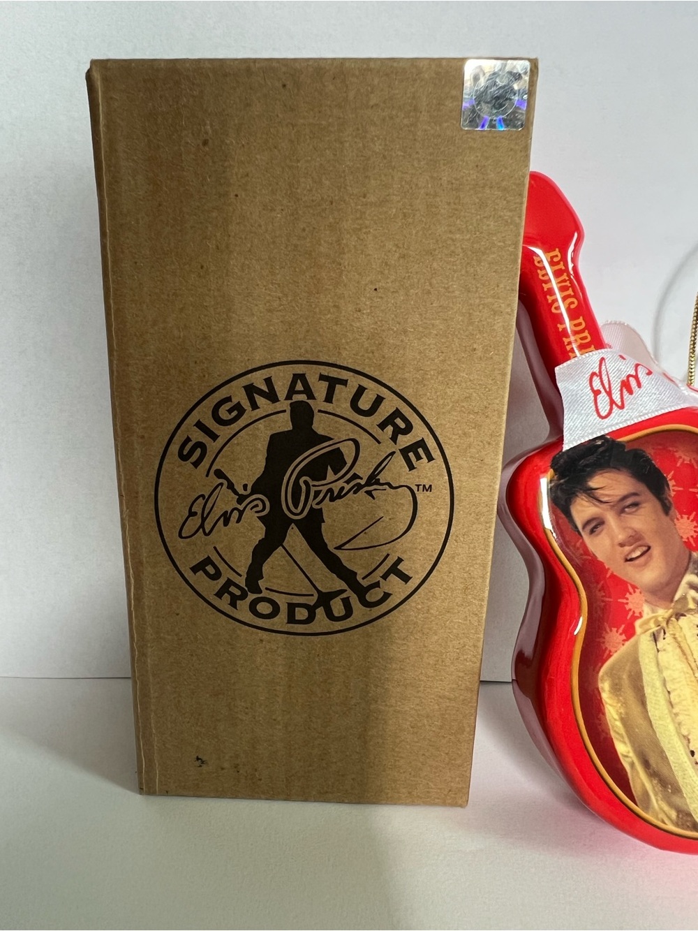 Elvis Presley Ornament - Picture 4 of 6